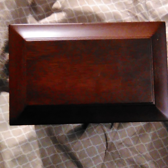 Ern - Picture 2 of 4